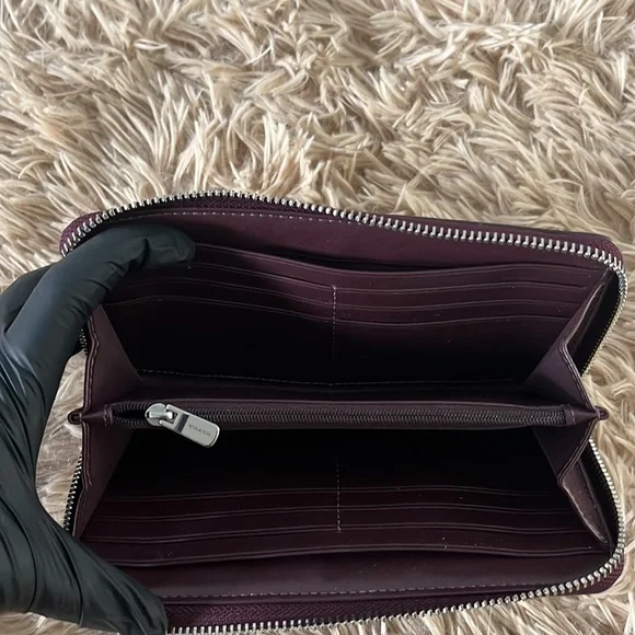 Auth COACH Long Zip Around Wallet in Signature Canvas - Picture 4 of 16